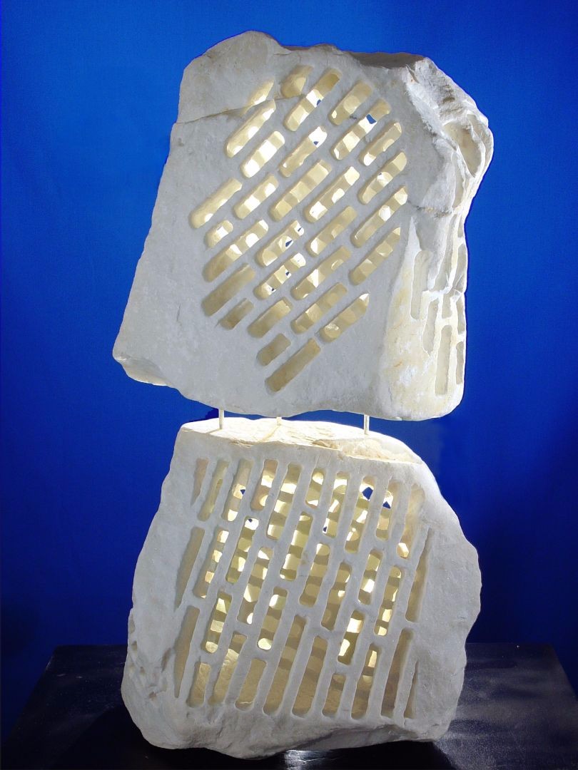 SINTESI - marmo bianco di Carrara - cm 77x40x32 - 1990